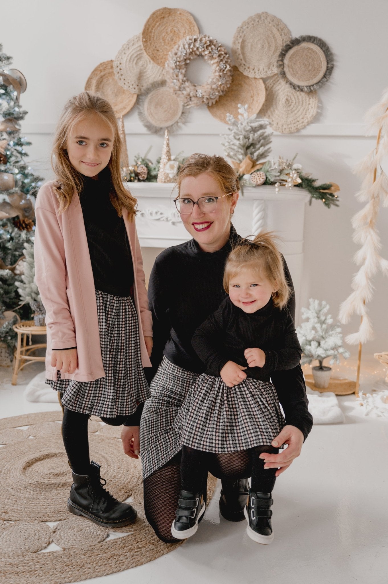 Chandail col roulé à manche longue noir pour enfant et junior, grandeurs de 12 mois à 12 ans - MomMe et Cie Inc.