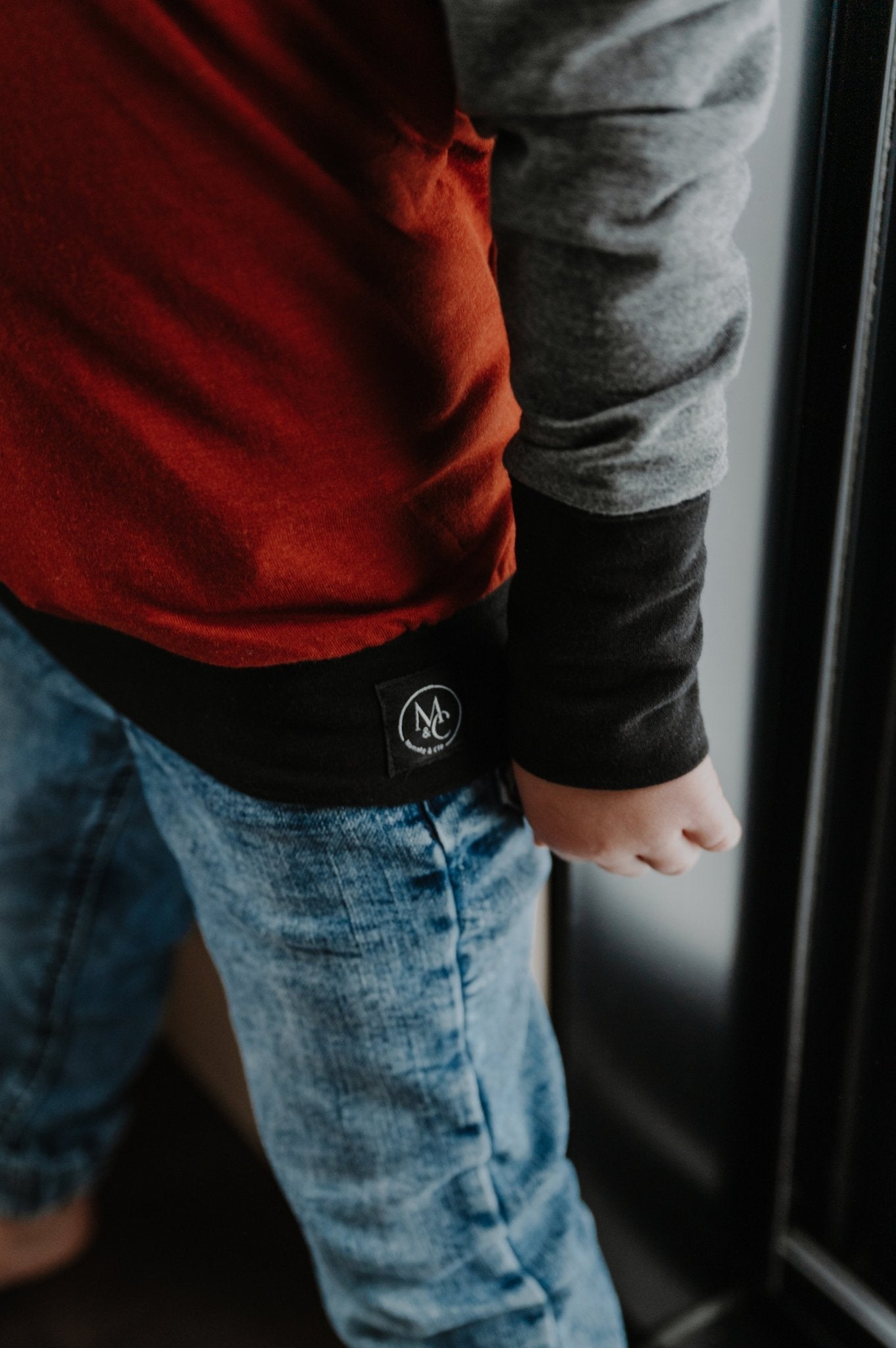 Hoodie évolutif à capuchon Maddy en bambou avec poche kangourou enfant, grandeurs 0 à 6 ans. - MomMe et Cie Inc.