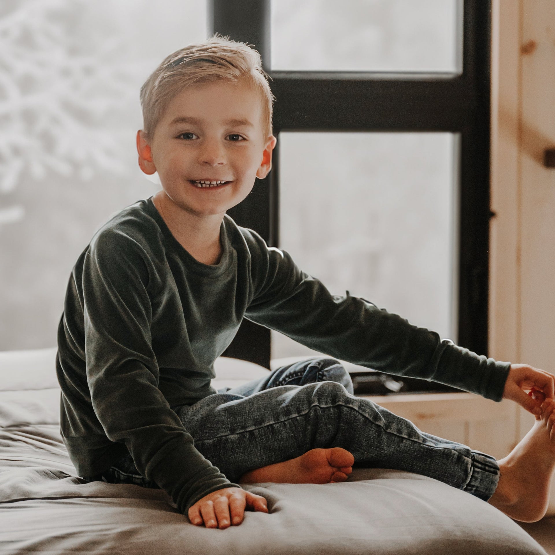 Chandail détente à manche longue vert uni avec bande à la taille