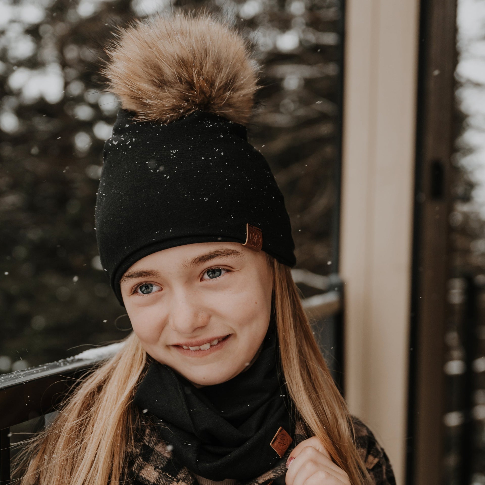 Tuque slouchy sans oreilles mi-saison noir enfant et junior/femme