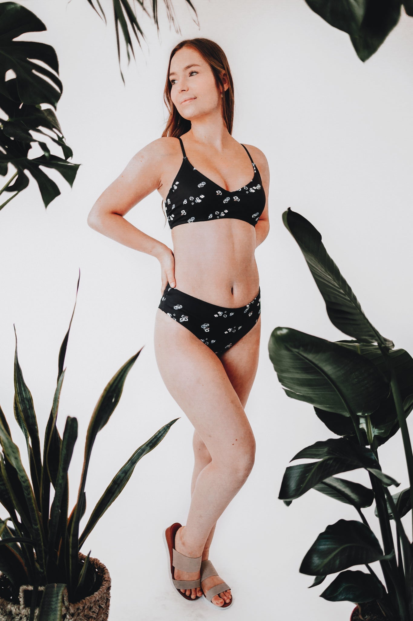 Jules & Nolan - Bas de bikini (Taille naturelle) - Noir floral