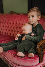 Chandail détente à manche longue vert uni avec bande à la taille pour bébé et enfant, grandeurs 3 mois à 6 ans - MomMe et Cie Inc.