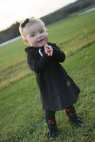 hoodie-dress-noire-enfant-évolutive