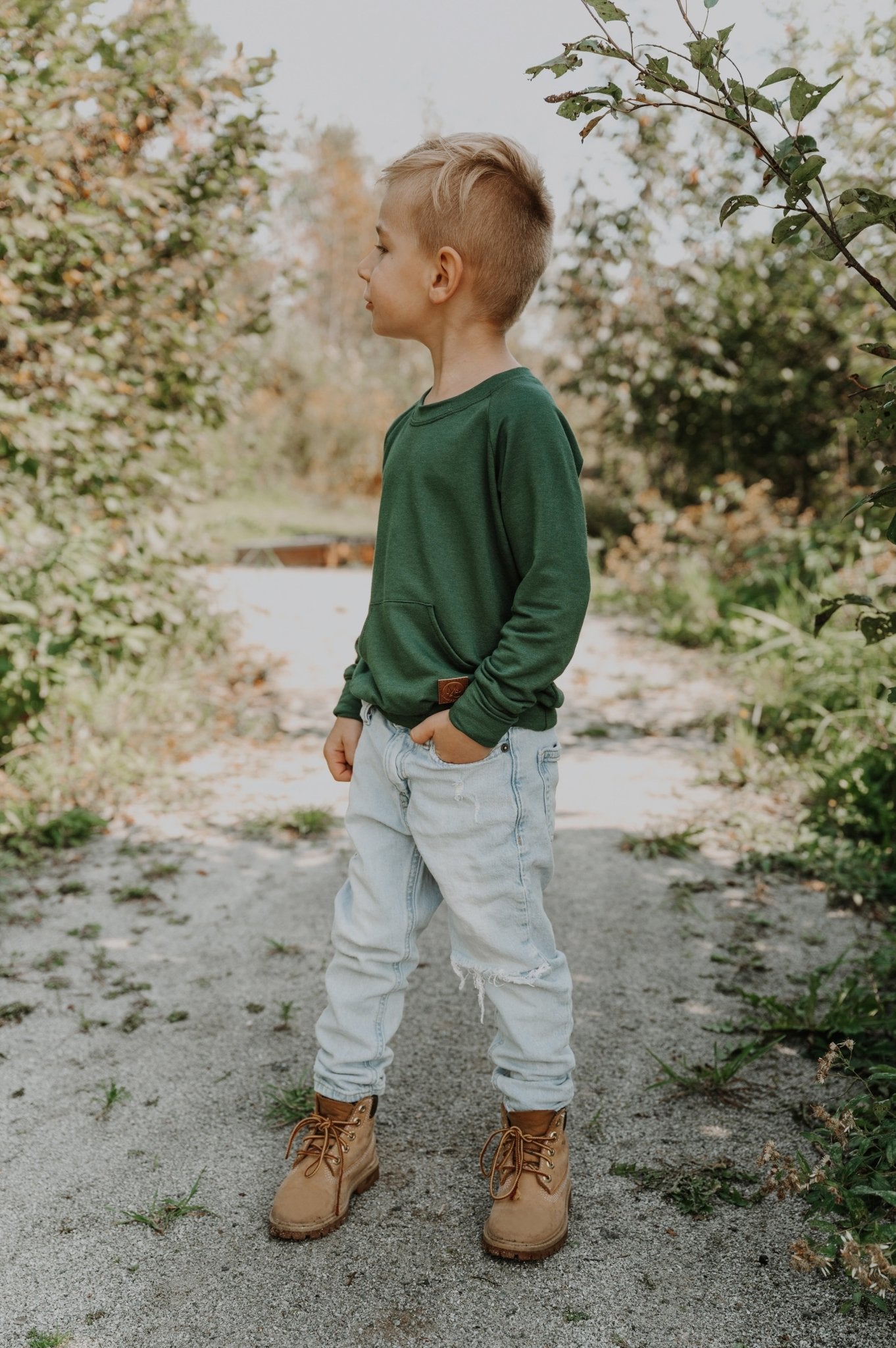 Chandail reglan enfant avec poche vert forêt - MomMe et Cie Inc.