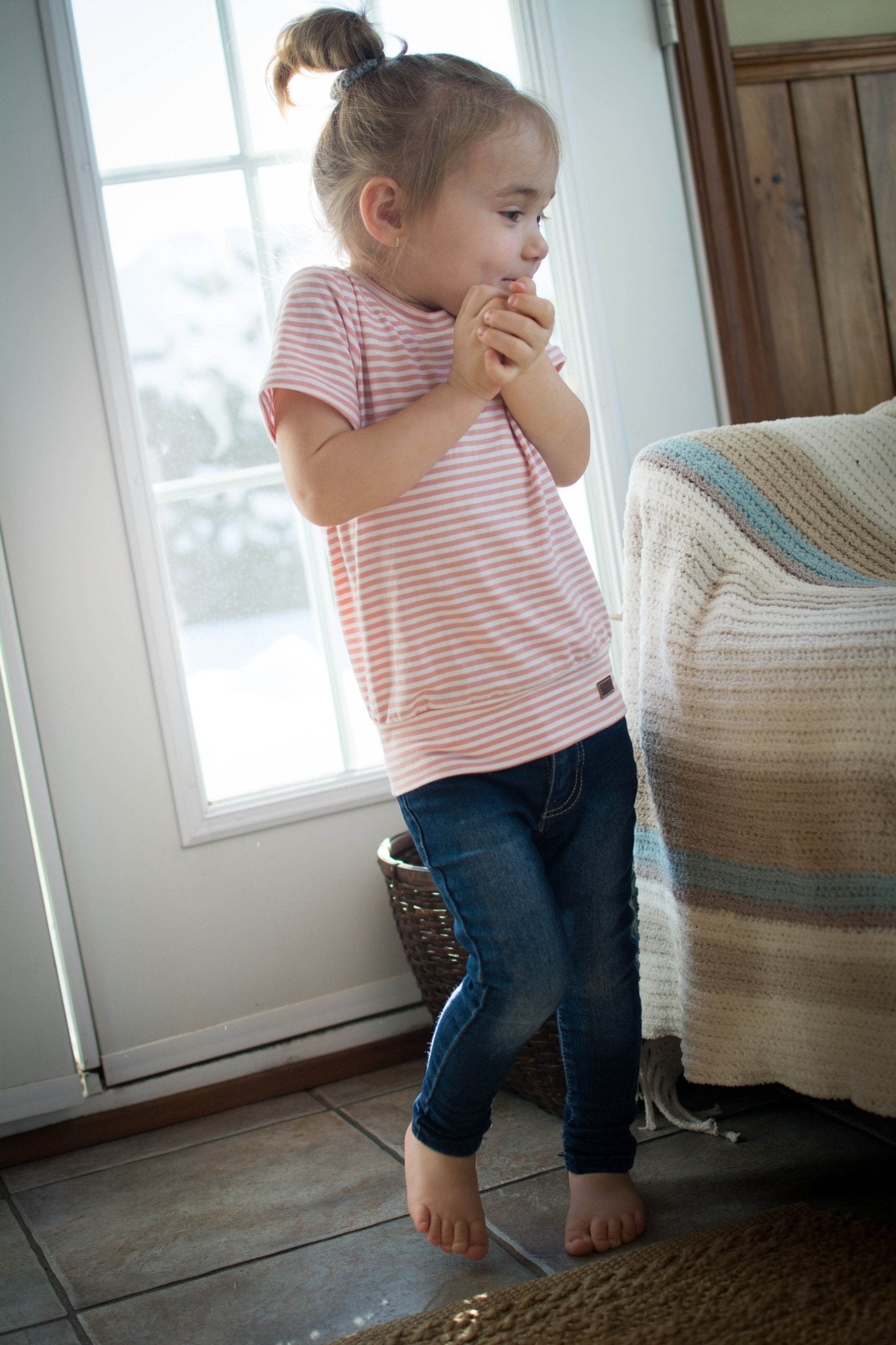 T-shirt évolutif rayé COULEURS VARIÉES - MomMe et Cie Inc.