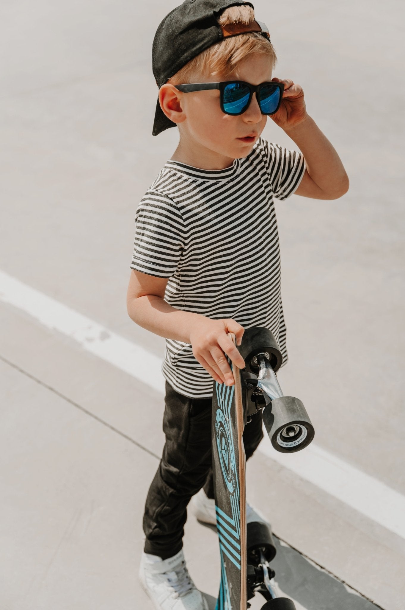 Pantalon évolutif noir style jogger en bambou pour enfant, grandeurs 0 à 6 ans