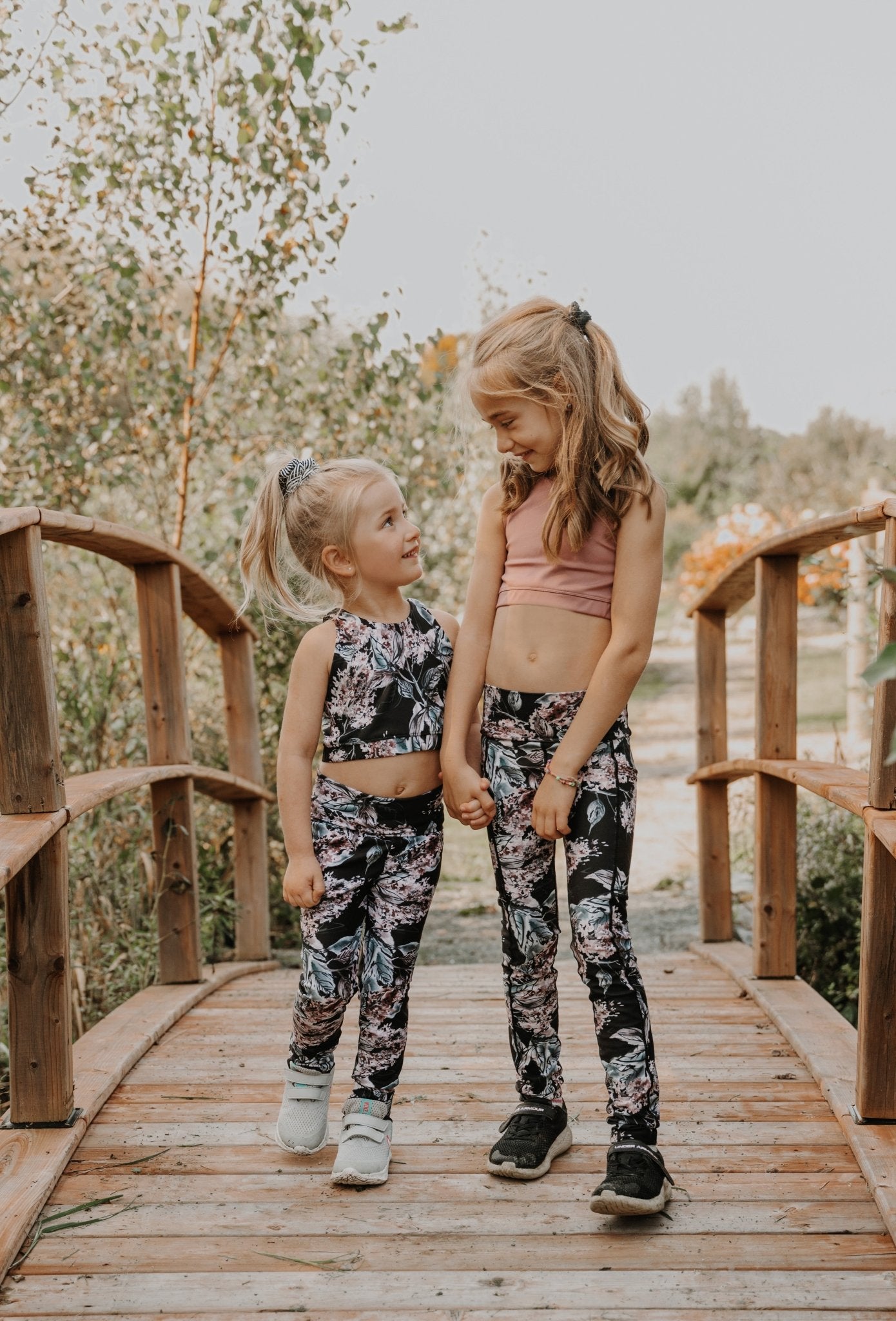 Legging de sport évolutif enfant fleuri - MomMe et Cie Inc.