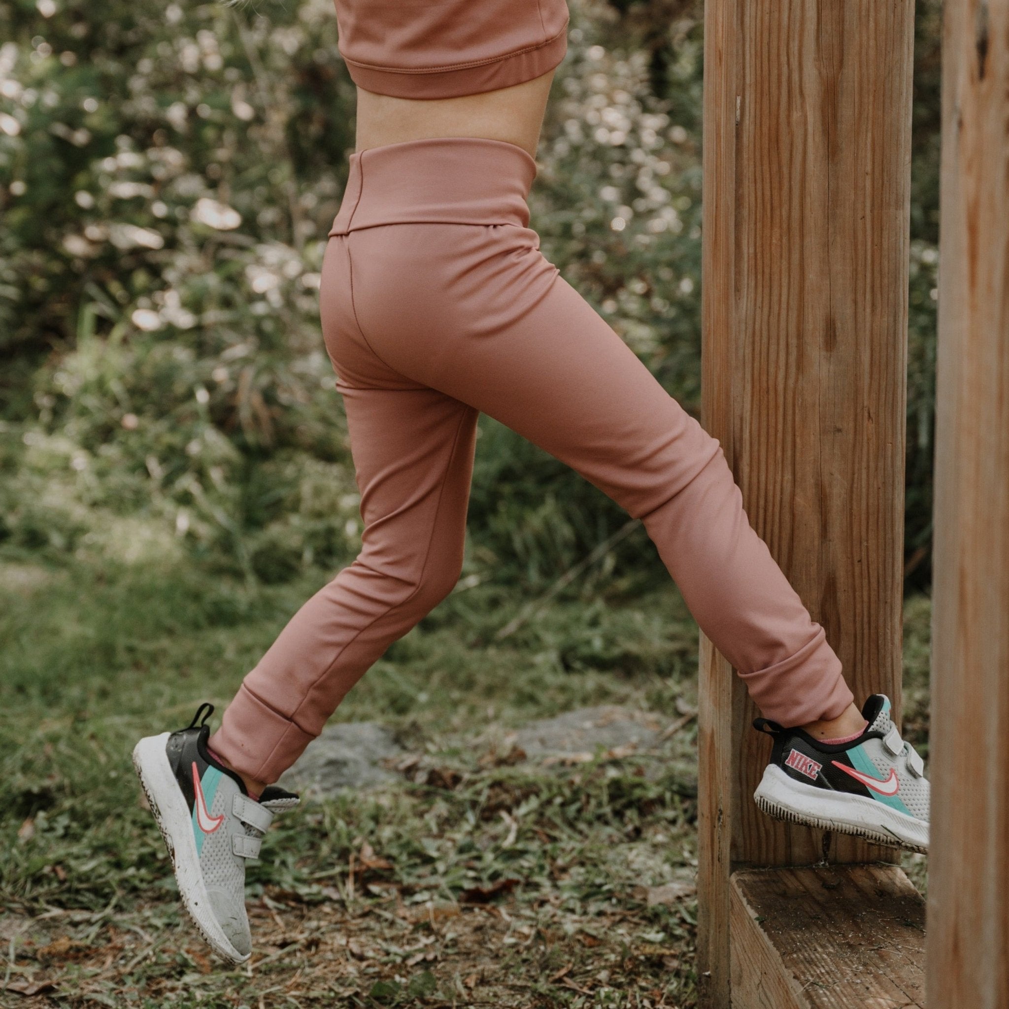 Legging de sport évolutif enfant rose - MomMe et Cie Inc.