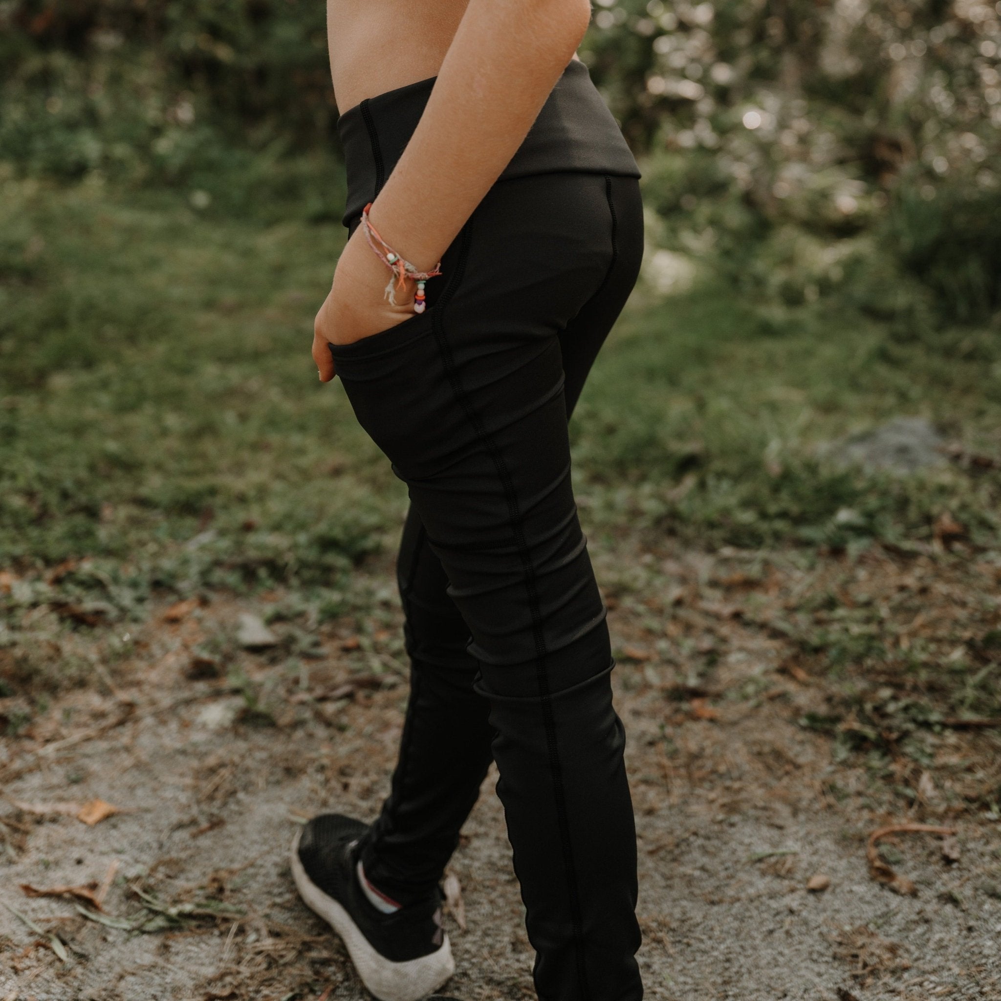 Legging de sport évolutif junior noir - MomMe et Cie Inc.